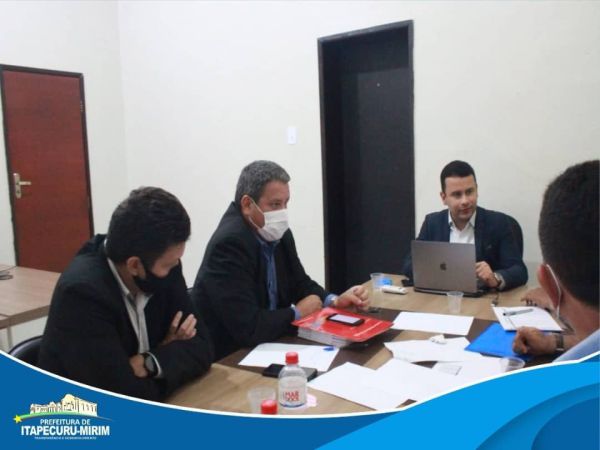 O Prefeito Benedito Coroba  participou de uma reunião com representantes do Bradesco